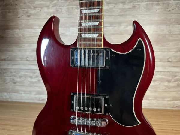 111Gibson SG Standard 1986 Cherry Used Gibson SG Standard 1986 Cherry Used