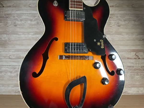 1Guild CE-100D Hollow Body 1968 Used Guild CE-100D Hollow Body 1968