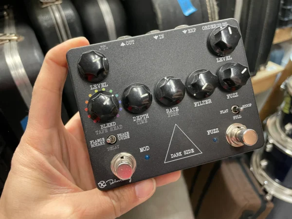 Keeley Dark Side Fuzz Delay Modulation
