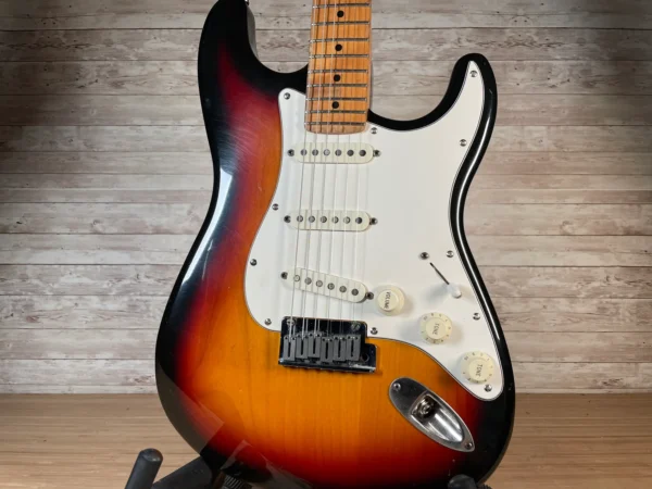 456Fender USA Standard Stratocaster 1990 Sunburst Used Fender USA Standard Stratocaster 1990 Sunburst Used