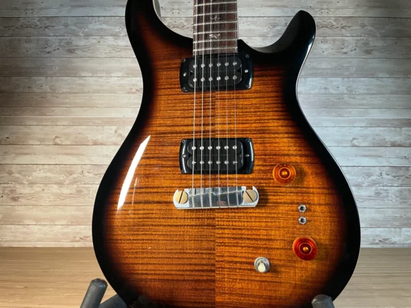 5Paul Reed Smith SE 'Paul's Guitar' Black and Gold Sunburst Paul Reed Smith SE 'Paul's Guitar' Black and Gold Sunburst