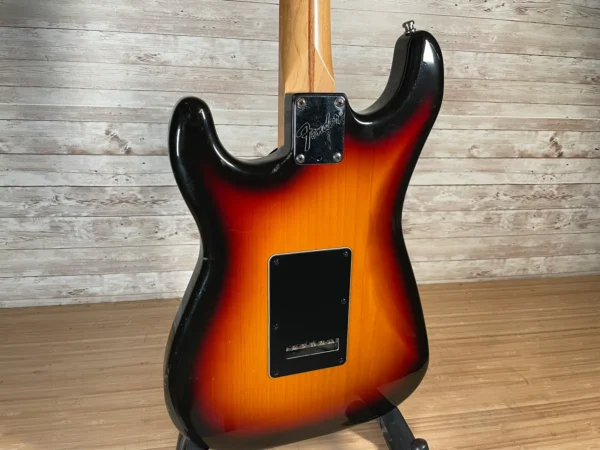 6Fender USA Standard Stratocaster 1990 Sunburst Used Fender USA Standard Stratocaster 1990 Sunburst Used