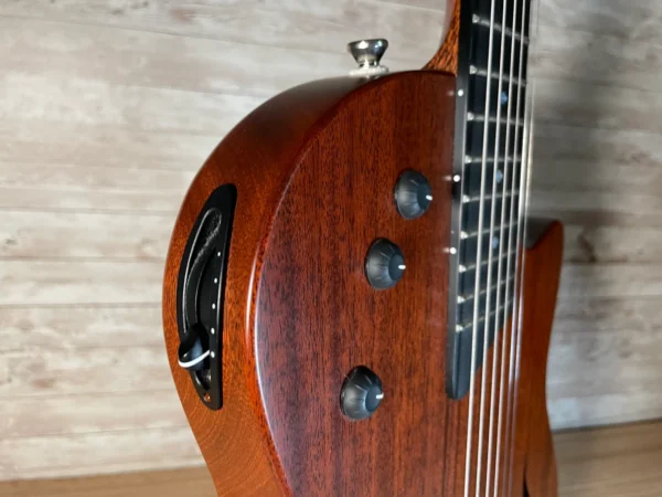 Taylor T5z Classic Acoustic Hybrid Mahogany