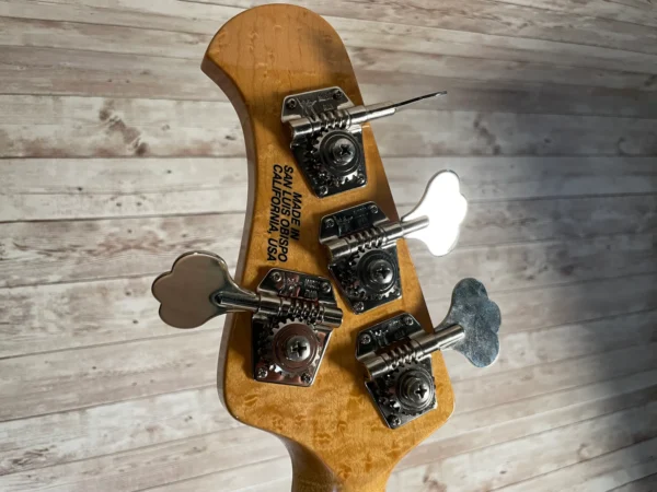 Ernie Ball Classic Stingray 4 El Dorado Gold Used