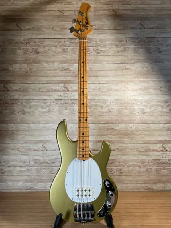 Ernie Ball Classic Stingray 4 El Dorado Gold Used