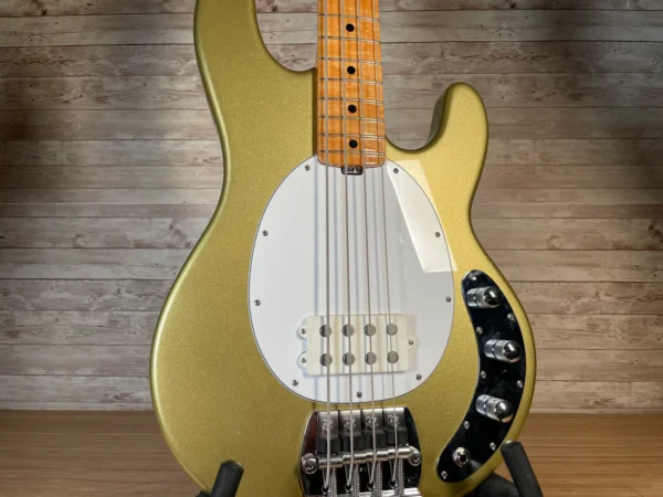 Ernie Ball Classic Stingray 4 El Dorado Gold Used