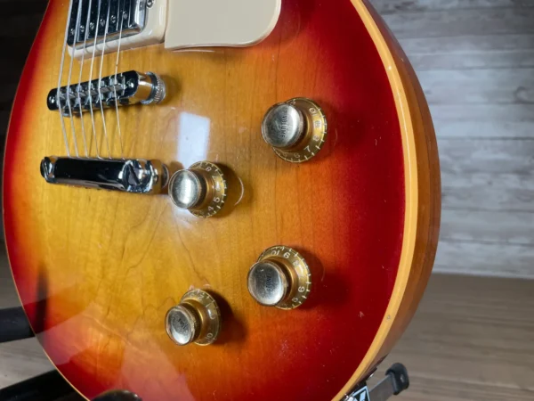 Gibson Les Paul Deluxe 1975 Sunburst Used