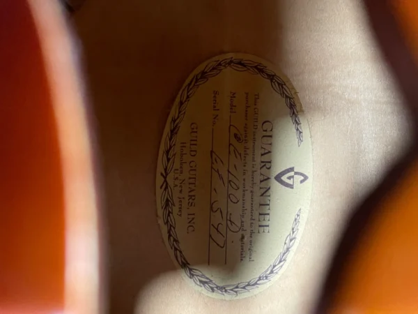 Guild CE-100D Hollow Body 1968 Used333 Guild CE-100D Hollow Body 1968