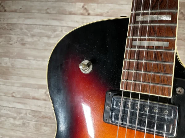 Guild CE-100D Hollow Body 1968 Used444 Guild CE-100D Hollow Body 1968