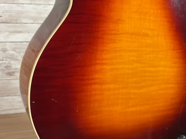 Guild GF-30 Sunburst Grand Concert Used