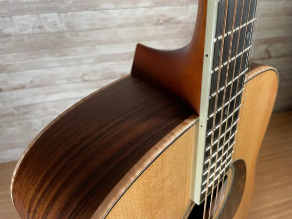 Larrivee D-04 Performer Series Rosewood Used3245 Larrivee D-04 Performer Series Rosewood Used