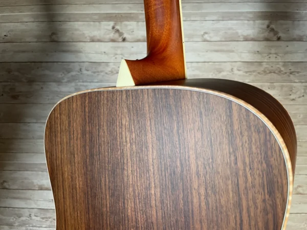 Larrivee D-04 Performer Series Rosewood Used54 Larrivee D-04 Performer Series Rosewood Used