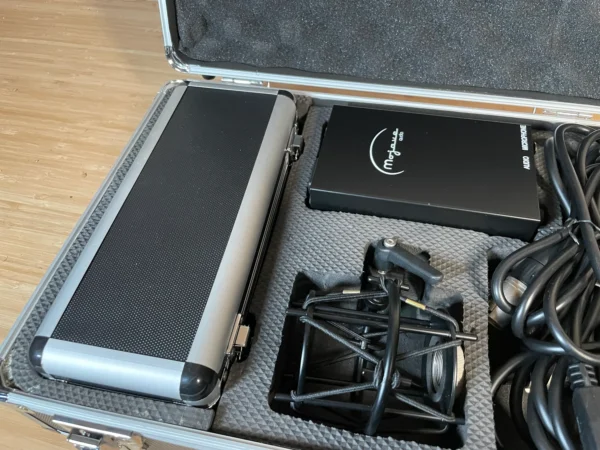Mojave MA-300 Large Diaphragm Multi-Pattern Tube Condenser Microphone Used