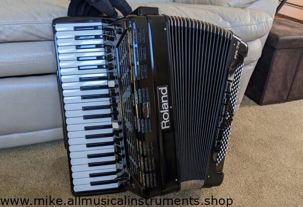 Roland FR-7X Black Digital Accordion