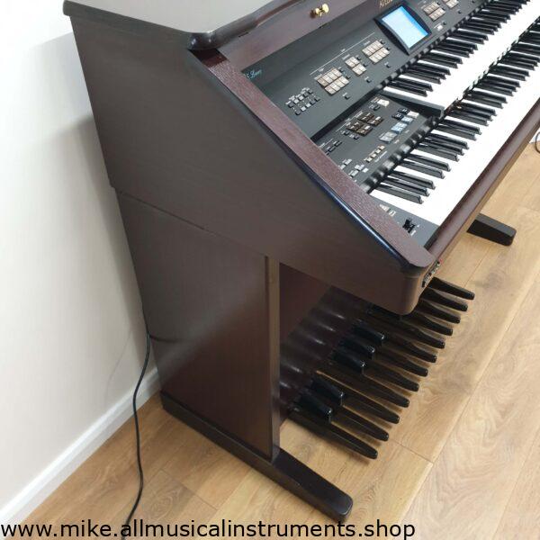 Used Roland Atelier AT60SL Organ