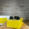 Cool! Sought-after device which does a Slow-gear-style auto swell effect using an optical compressor, so can be used to accomplish both effects. Unique and rare. Includes original box.
