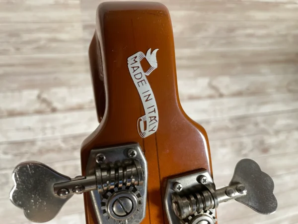 12Eko 995 Violin Bass 1960s Eko 995 Violin Bass 1960s