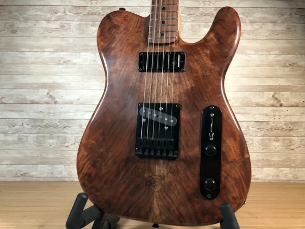 23Caxton Custom Walnut Telecaster Caxton Custom Walnut Telecaster