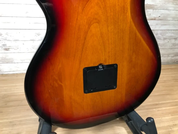 Line 6 Variax 700 Bass + XPS DI Used