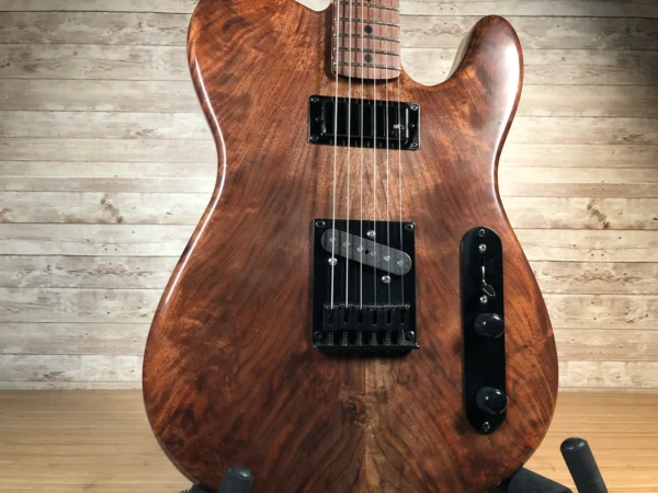 43Caxton Custom Walnut Telecaster Caxton Custom Walnut Telecaster