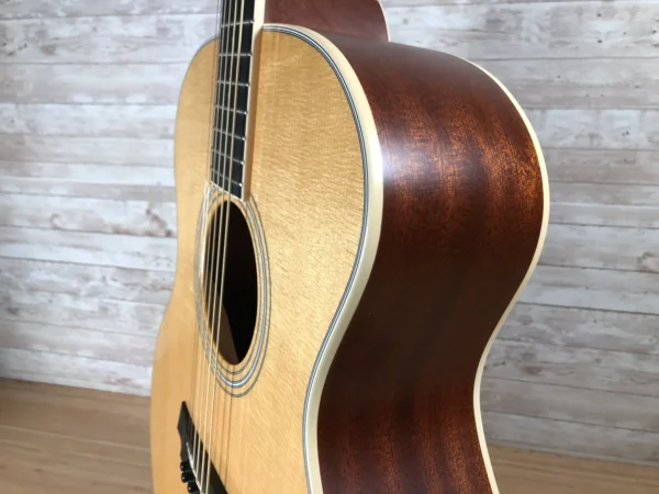 Taylor GA-3 Left-Handed Used