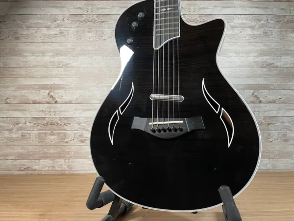 Taylor T5z Pro Thinline Acoustic/Electric Used