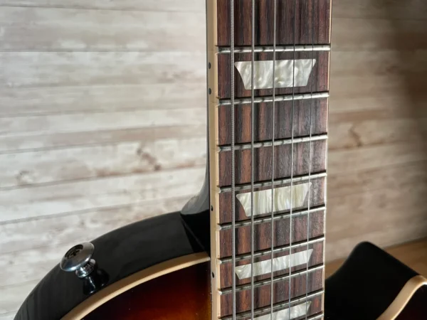 Gibson Les Paul Tribute 2018 Tobacco Sunburst
