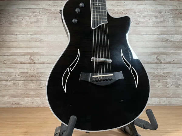 Taylor T5z Pro Thinline Acoustic/Electric Used