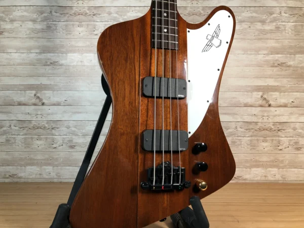 87Gibson Thunderbird Bass Walnut Used Gibson Thunderbird Bass Walnut Used