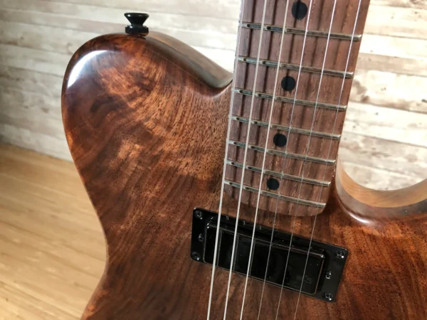 8Caxton Custom Walnut Telecaster Caxton Custom Walnut Telecaster