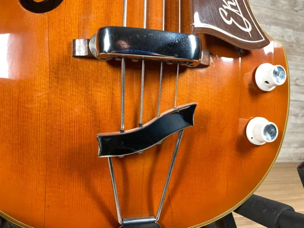 8Eko 995 Violin Bass 1960s Eko 995 Violin Bass 1960s