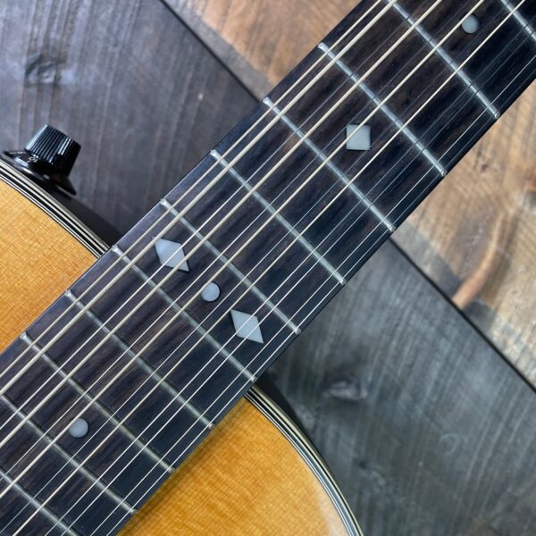 Ovation Model 1615-4 Pacemaker Acoustic/Electric 12 string guitar w/ Hard Case