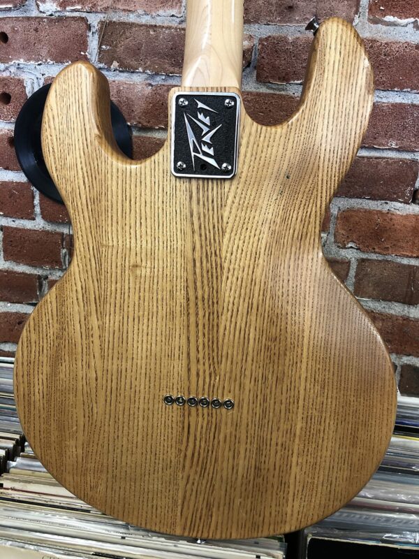 3Peavey T-60 Natural with chainsaw case 1982 Peavey T-60 Natural with chainsaw case 1982