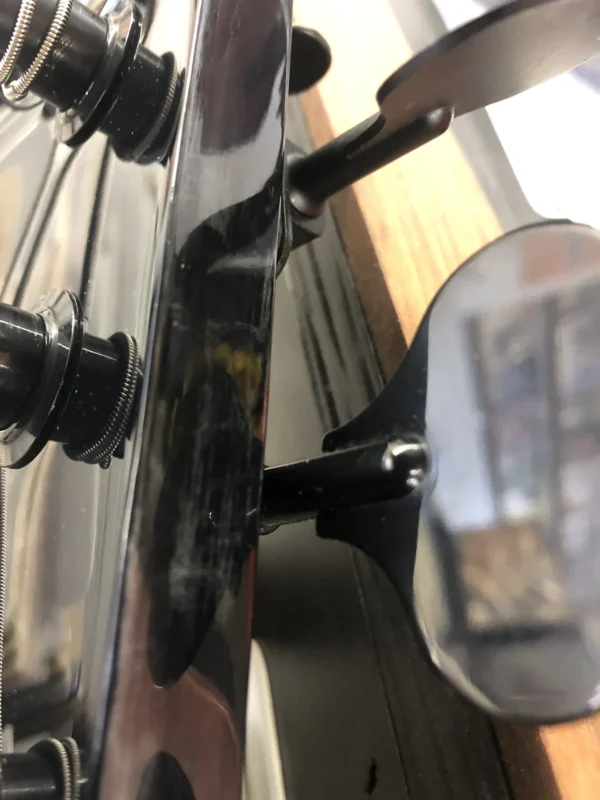 Fender Artist Series Duff McKagan Deluxe Precision Bass